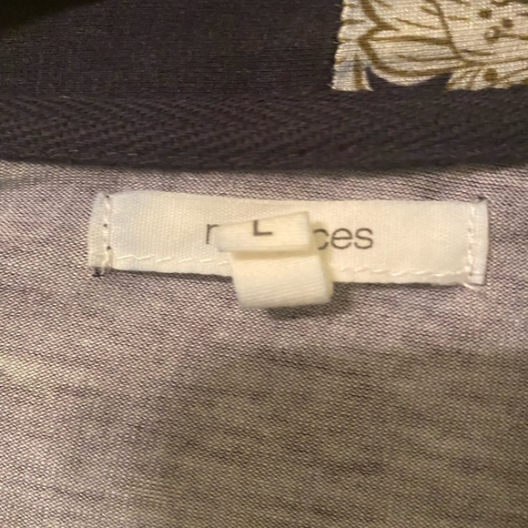 Flowered Cardigan Size:L - Picture 3 of 6